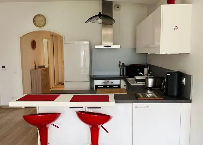 3 Bord Du T3 Piscine *