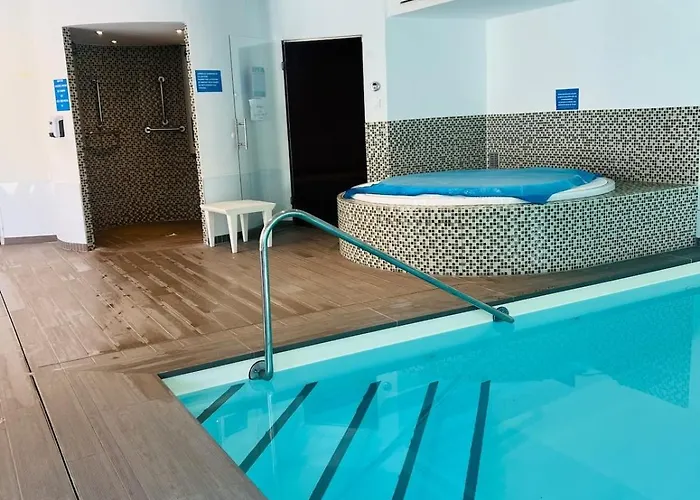 3 Bord Du T3 Piscine