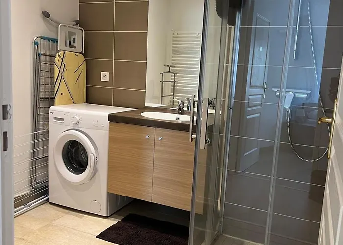 3 Bord Du T3 Piscine 艾克斯莱班